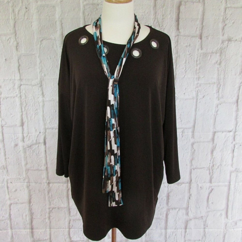 CHICO'S Easywear Grommet Top with Scarf